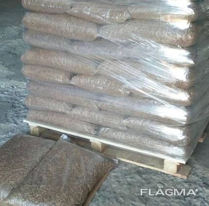 15kg Bags packaging Pine Wood Pellets (Din plus / EN plus